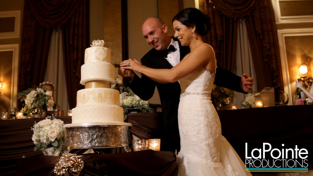 LaPointeProductions_A&T_Wedding_CakeCutting